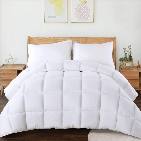 🆕️Quilted Queen Down Alternative Duvet InsertComforter